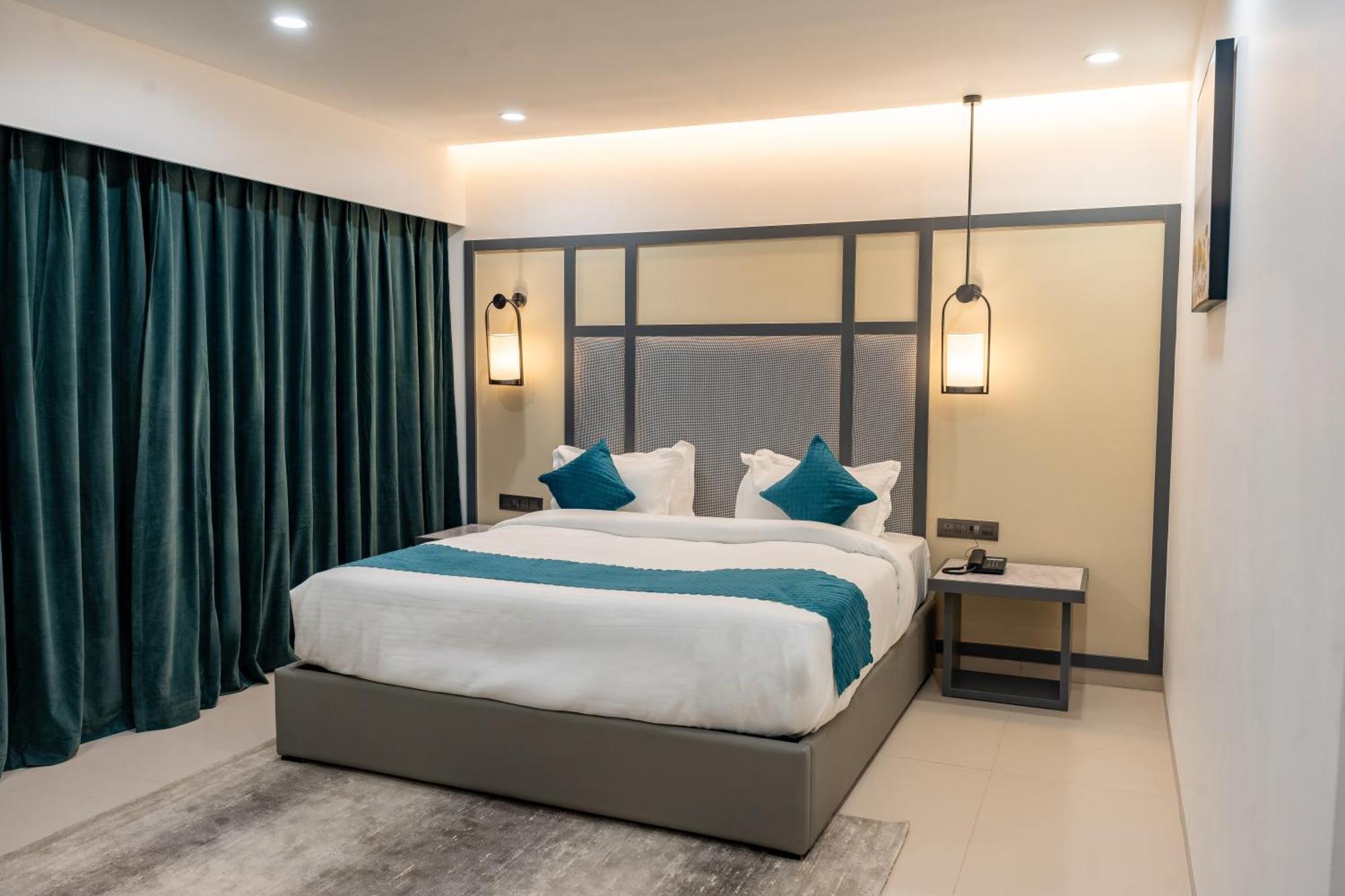 Hotel Alanati 3*